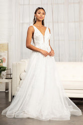 Long Sleeveless A-Line Lace Mesh Prom Gown