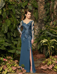 Alexander by Daymor 960 Beaded Long Sleeve Formal Applique Evening Dress